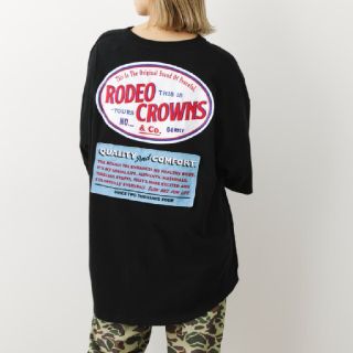 ロデオクラウンズワイドボウル(RODEO CROWNS WIDE BOWL)のRCWB  LOGO SIGN 5分袖ビッグトップス(Tシャツ(半袖/袖なし))