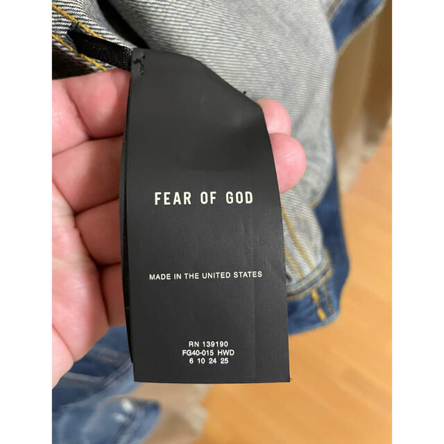 FEAR OF GOD(フィアオブゴッド)のFear of God DENIM TRUCKER JACKET 7th メンズのジャケット/アウター(Gジャン/デニムジャケット)の商品写真