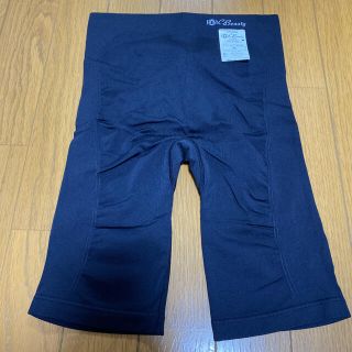 アツギ(Atsugi)のATSUGI  レギンス　スパッツ　3分丈　新品(レギンス/スパッツ)