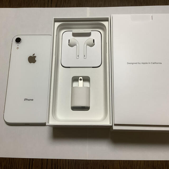 iPhoneXR★ホワイト128GBスマホ/家電/カメラ