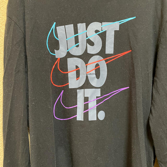 NIKE(ナイキ)のNIKE ロンt シャツ　【BLACKマルチカラー.中古品】 メンズのトップス(Tシャツ/カットソー(七分/長袖))の商品写真