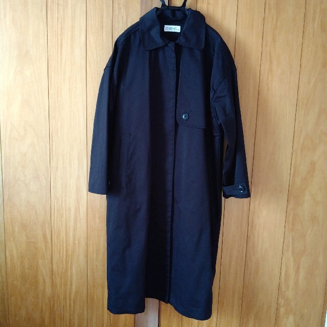 FELISSIMO(フェリシモ)のフェリシモ SUNNY CLOUDS 魔女のロングコート レディースのジャケット/アウター(ロングコート)の商品写真