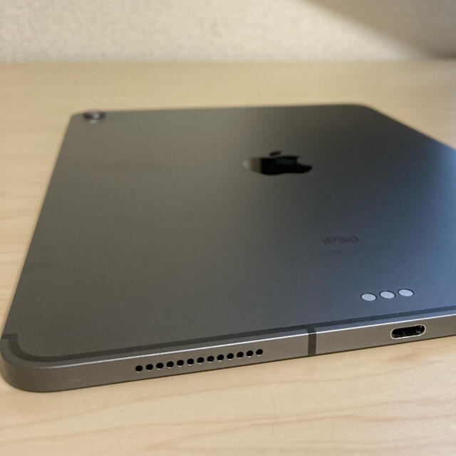 iPad Pro 11 インチ　Cellular model 64GB