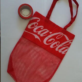 コカコーラ(コカ・コーラ)のコカ・コーラ     メッシュバッグ&マグネット缶ケース(ノベルティグッズ)