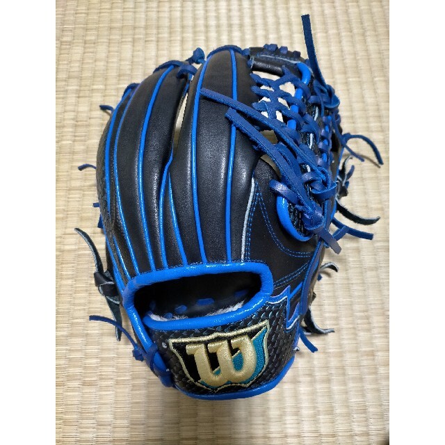 wilson(ウィルソン)の今日まで ウィルソン ワナビーヒーロー 軟式 オールラウンド用！  おまけ付き！ スポーツ/アウトドアの野球(グローブ)の商品写真