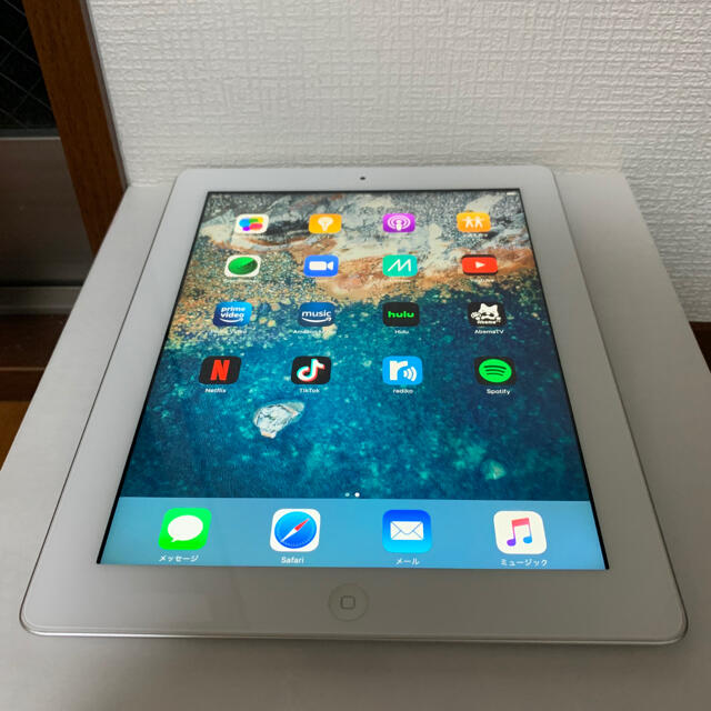 上品Aランク　iPad2 WiFiモデル　16GB アイパッド　2世代