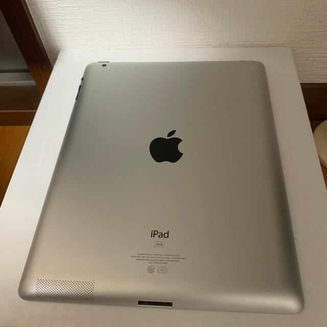 上品Aランク　iPad2 WiFiモデル　16GB アイパッド　2世代 1