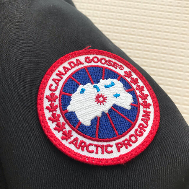 CANADA GOOSE(カナダグース)の美品✨カナダグース　ブロンテパーカ レディースのジャケット/アウター(ダウンジャケット)の商品写真