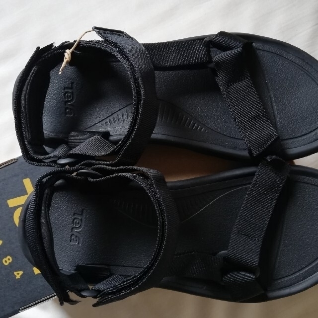 Teva(テバ)のテバ　ハリケーンXLT2 ブラック　27cm メンズの靴/シューズ(サンダル)の商品写真