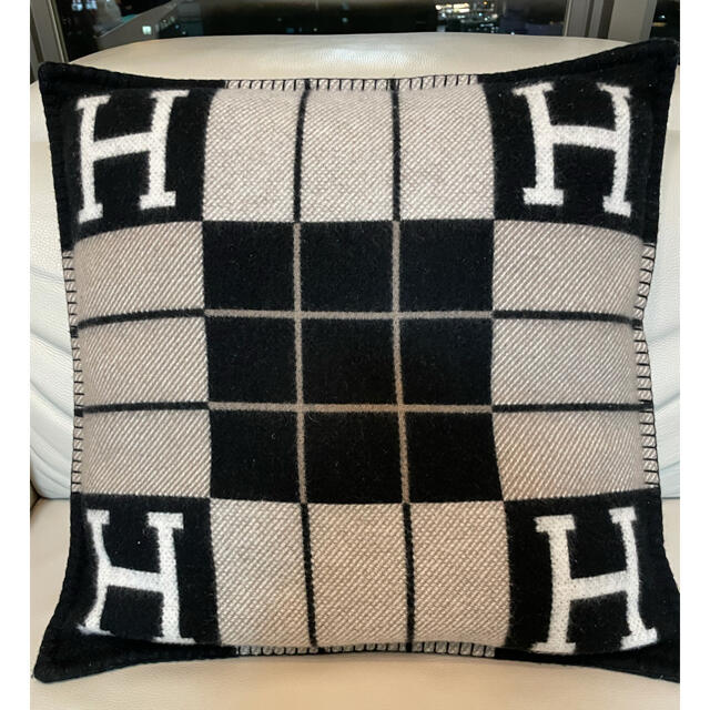 訳ありセール 格安) Hermes - エルメス クッション クッション