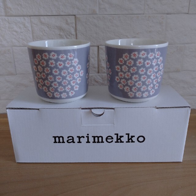 marimekko(マリメッコ)の新品未使用 marimekko ラテマグ プケッティ インテリア/住まい/日用品のキッチン/食器(グラス/カップ)の商品写真