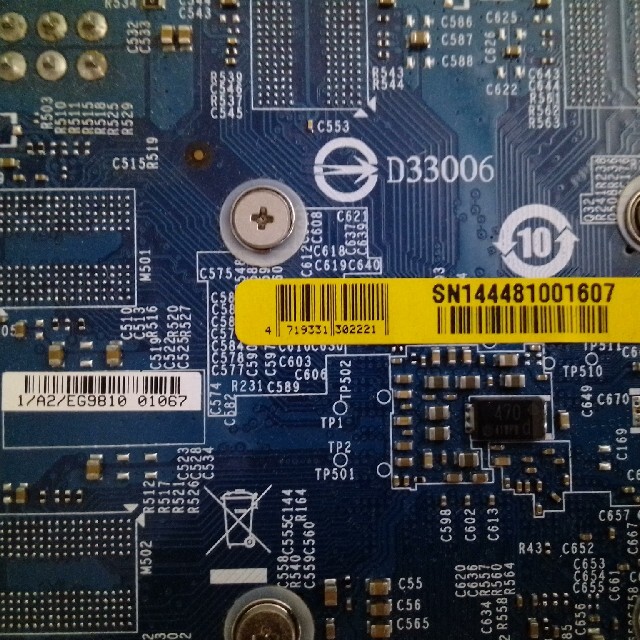 GeForce GTX 750 Ti　2 GB gddr 5 4