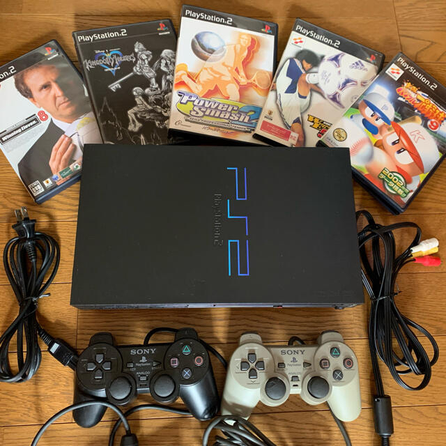 PlayStation2(プレイステーション2)のプレステーション2 本体　付属品　ジャンク品 エンタメ/ホビーのゲームソフト/ゲーム機本体(家庭用ゲーム機本体)の商品写真