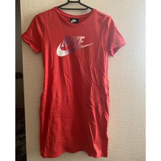 ナイキ(NIKE)のナイキ　ワンピース　新品　M(ひざ丈ワンピース)