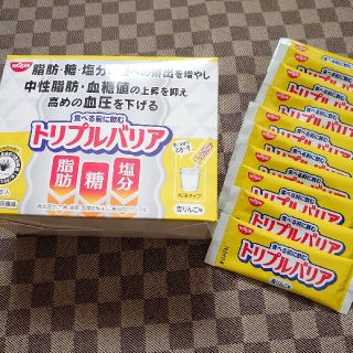 ニッシンショクヒン(日清食品)のトリプルバリア 青りんご味 40本入(その他)