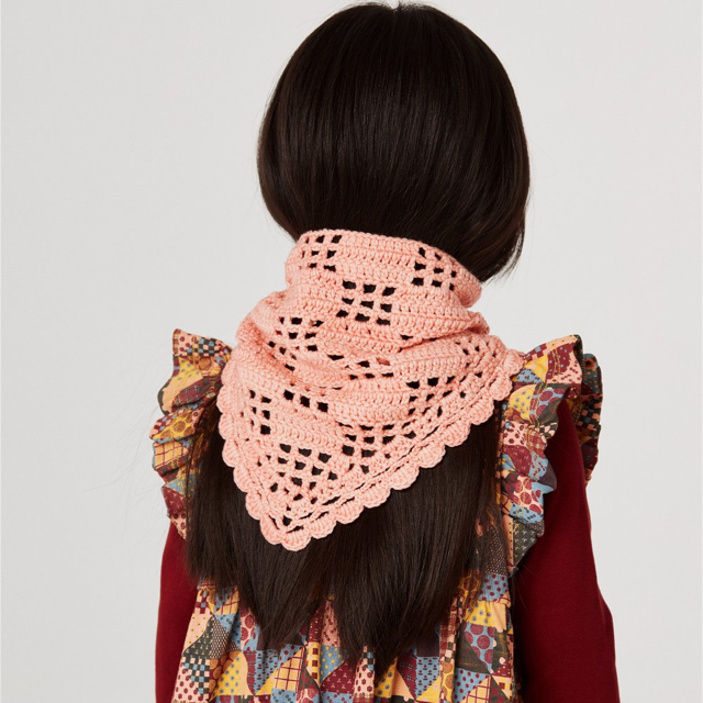 Misha and Puff Crochet Kerchief スカーフ - マフラー Misha and Puff Crochet Kerchief スカーフ - マフラー