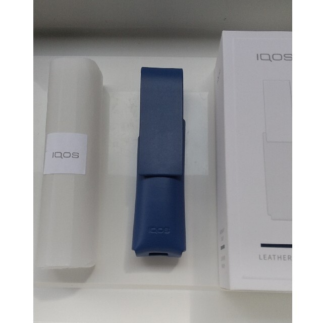 IQOS(アイコス)のIQOS Multi アイコス マルチ レザーポーチ ロイヤルブルー メンズのファッション小物(タバコグッズ)の商品写真