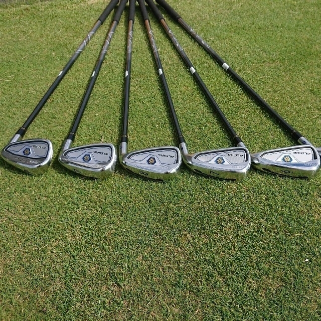 TaylorMade(テーラーメイド)のテーラーメイド グローレF アイアン GL3300 S  5I-Pw 6本set スポーツ/アウトドアのゴルフ(クラブ)の商品写真