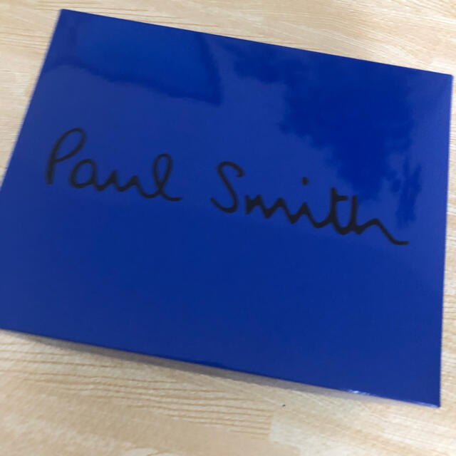 Paul Smith(ポールスミス)の【新品未使用】Paul Smith スタイ2枚セット キッズ/ベビー/マタニティのこども用ファッション小物(ベビースタイ/よだれかけ)の商品写真