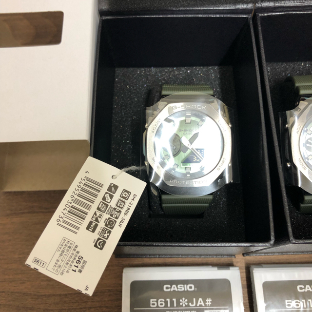 G-SHOCK(ジーショック)の【2本セット】【新品未使用】 GM-2100B-3AJF G-SHOCK タグ付 メンズの時計(腕時計(デジタル))の商品写真