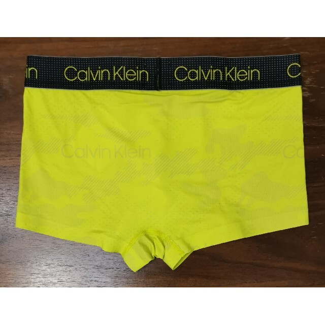 Calvin Klein(カルバンクライン)のカルバンクライン　新品　メンズ　メッシュ　ボクサーパンツ(ネオンイエローS) メンズのアンダーウェア(ボクサーパンツ)の商品写真