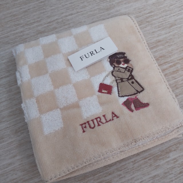 Furla(フルラ)の★新品未使用★　FURLA ハンカチ レディースのファッション小物(ハンカチ)の商品写真