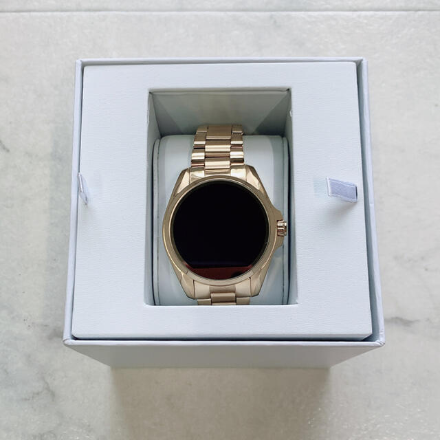 Michael Kors(マイケルコース)のMICHAEL CORS マイケルコース　スマートウォッチ レディースのファッション小物(腕時計)の商品写真