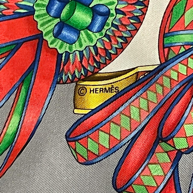 箱付きタグ無し】HERMES(エルメス)カレ90 馬のリボン スカーフ 箱付きタグ無し】HERMES(エルメス)カレ90 馬のリボン スカーフ