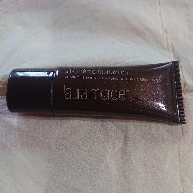 laura mercier(ローラメルシエ)のローラメルシエ シルククリームファンデーション CREAM ivory コスメ/美容のベースメイク/化粧品(ファンデーション)の商品写真