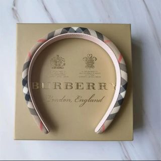 バーバリー(BURBERRY)のBURBERRY バーバリーチェック　カチューシャ(カチューシャ)