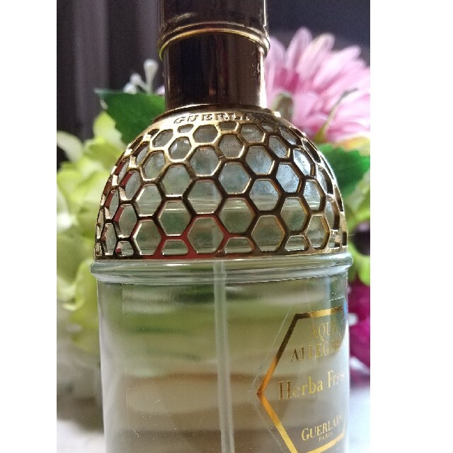 GUERLAIN(ゲラン)の☆ゲラン☆GUERLAIN☆ゲラン  アクアアレゴリア　ハーバフレスカ☆75ｍL コスメ/美容の香水(ユニセックス)の商品写真