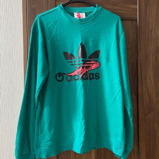 アディダス(adidas)のadidas トレーナー(スウェット)