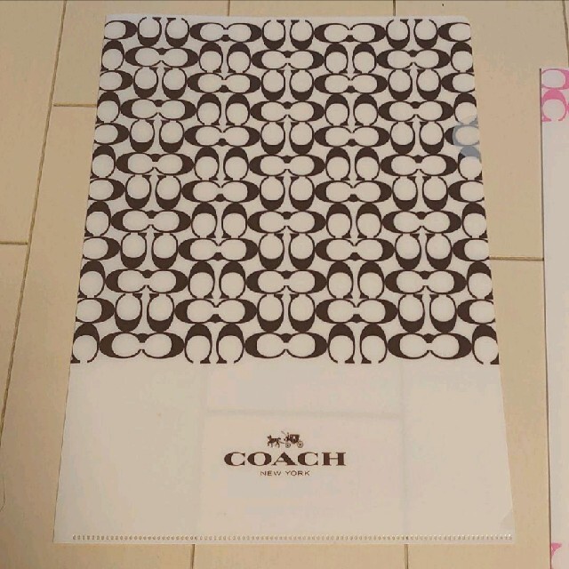 COACH(コーチ)の新品未開封【COACH】オリジナルクリアファイル3種セット　コーチ エンタメ/ホビーのアニメグッズ(クリアファイル)の商品写真