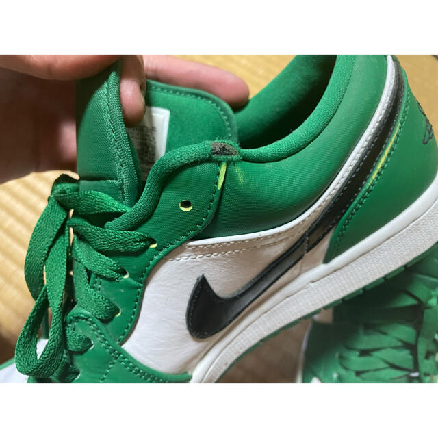 NIKE AIRJORDAN1 LOW PINEGREEN WHITE