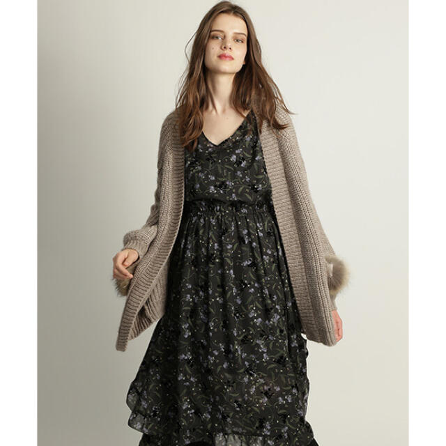 JILLSTUART(ジルスチュアート)のJILLSTUART フロッキーフラワードレス ¥37,400 レディースのワンピース(ロングワンピース/マキシワンピース)の商品写真