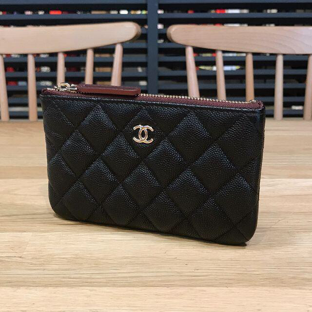 CHANEL(シャネル)の新品未使用 シャネル マトラッセ クラシック ミニ ポーチ グレインドカーフ レディースのファッション小物(ポーチ)の商品写真