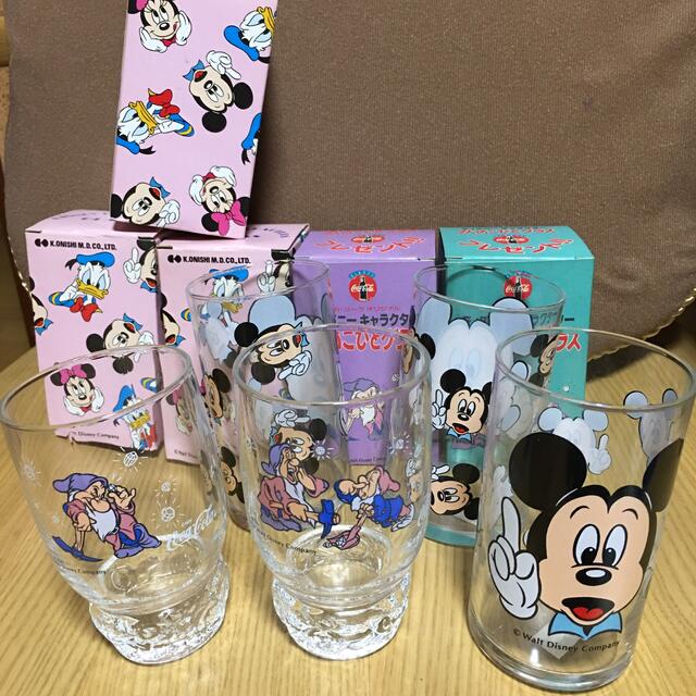 Disney(ディズニー)のディズニーグラス5個セット《ミッキーマウス、7人のこびと》昭和レトロ エンタメ/ホビーのおもちゃ/ぬいぐるみ(キャラクターグッズ)の商品写真