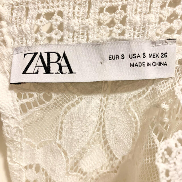 ZARA(ザラ)の《ZARA》レーストップス レディースのトップス(シャツ/ブラウス(長袖/七分))の商品写真