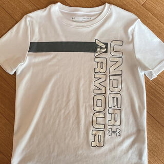 アンダーアーマー(UNDER ARMOUR)のアンダーアーマー　Tシャツ　140   ホワイト(Tシャツ/カットソー)