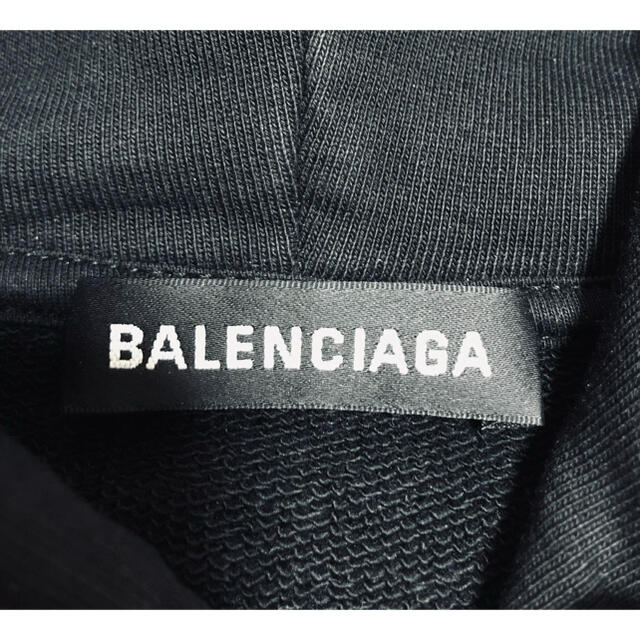 新品本物保証 Balenciaga - バレンシアガ バックプリントパーカーの
