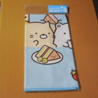 サンエックス(サンエックス)の新品・未開封💛すみっコぐらしランチナフキン(収納/キッチン雑貨)