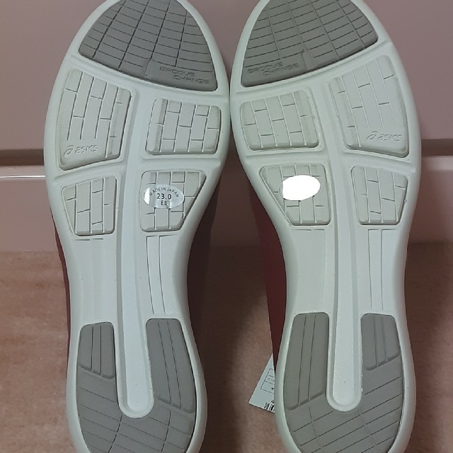 asics(アシックス)のセナ様専用 asics pedala 新品未使用革靴 レディースの靴/シューズ(ローファー/革靴)の商品写真