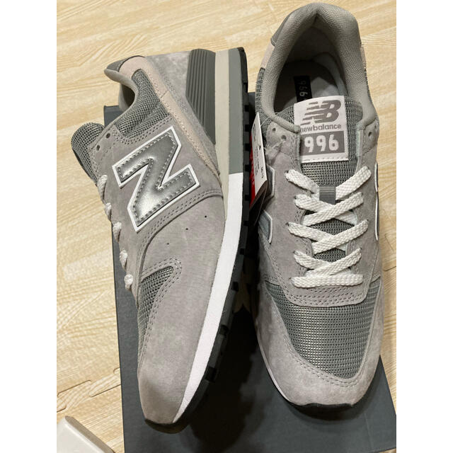 New Balance(ニューバランス)のニューバランス cm996bg グレー 27cm 未使用 タグ付 メンズの靴/シューズ(スニーカー)の商品写真