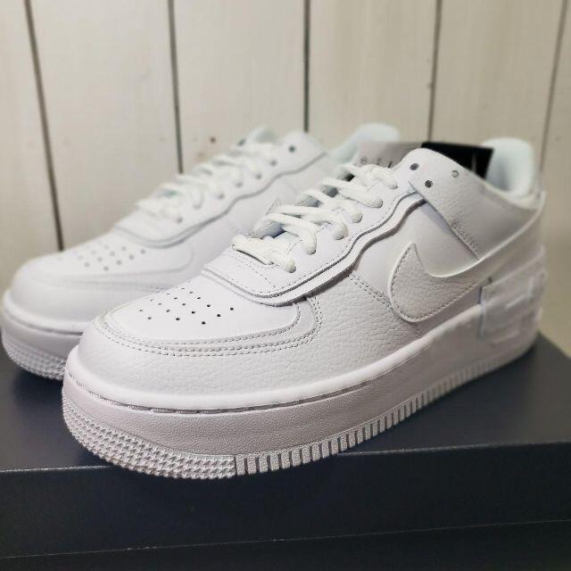 NIKE(ナイキ)のナイキ AIR FORCE 1　エアフォース 1 シャドウ ホワイト　厚底 レディースの靴/シューズ(スニーカー)の商品写真