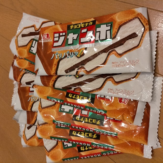 森永製菓(モリナガセイカ)のチョコモナカジャンボ  バーコード エンタメ/ホビーのエンタメ その他(その他)の商品写真