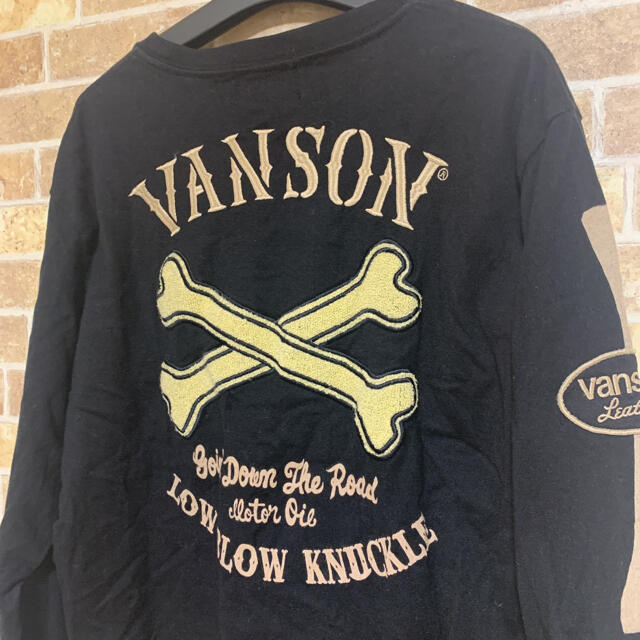 VANSON(バンソン)のVANSON ロンT  Lサイズ　美品　MENS 刺繍ロゴ メンズのトップス(Tシャツ/カットソー(七分/長袖))の商品写真