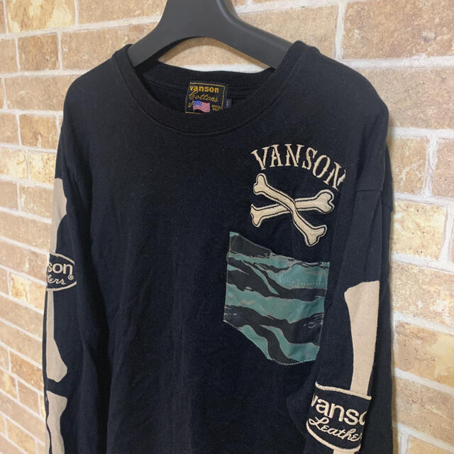 VANSON(バンソン)のVANSON ロンT  Lサイズ　美品　MENS 刺繍ロゴ メンズのトップス(Tシャツ/カットソー(七分/長袖))の商品写真