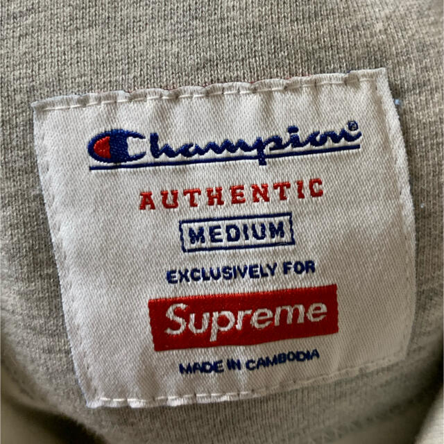 Supreme(シュプリーム)の限定値下げ中！！【美良品】supreme champion hooded メンズのトップス(パーカー)の商品写真