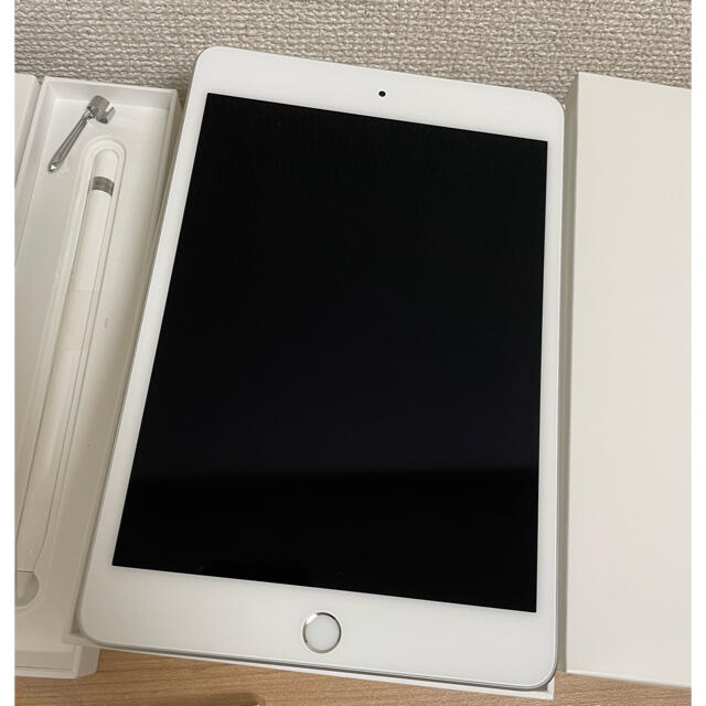 【Apple】Applepencil付き☆iPad mini5 64GBシルバー 1