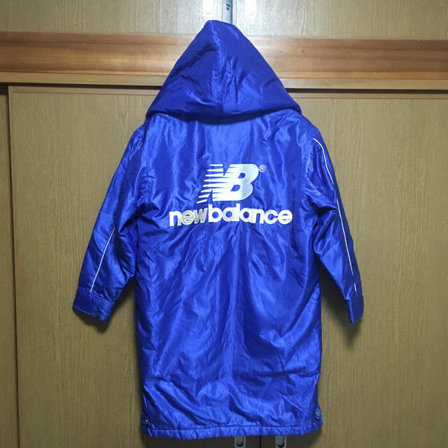 New Balance(ニューバランス)のnew balance ベンチコート 140 ブルー キッズ/ベビー/マタニティのキッズ服男の子用(90cm~)(コート)の商品写真